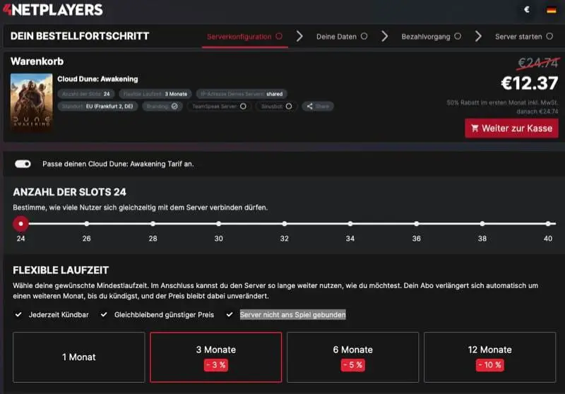 Screenshot einer Dune: Awakening Server-Konfigurationsseite auf Netplayers. Optionen für die Anzahl der Slots, flexible Laufzeiten und Preisnachlässe sind sichtbar, wobei rechts ein Gesamtpreis von 12,37 € angezeigt wird.